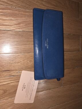VINTAGE Coach Legacy Leather Soft Wallet BLUE LARGE 7×4 NICE CONDITION!